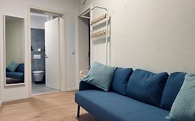 2 Schlafzimmer-Balkon-Kueche-Parkplatz-Designerbad