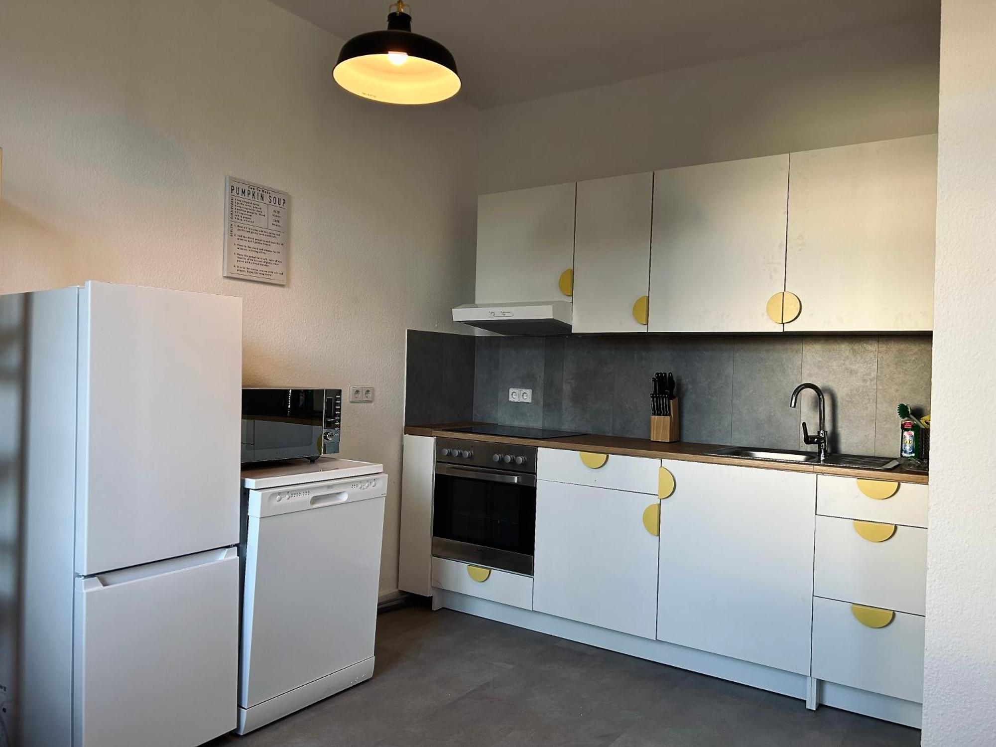 2 Schlafzimmer-Balkon-Kueche-Parkplatz-Designerbad Leipzig Exterior foto