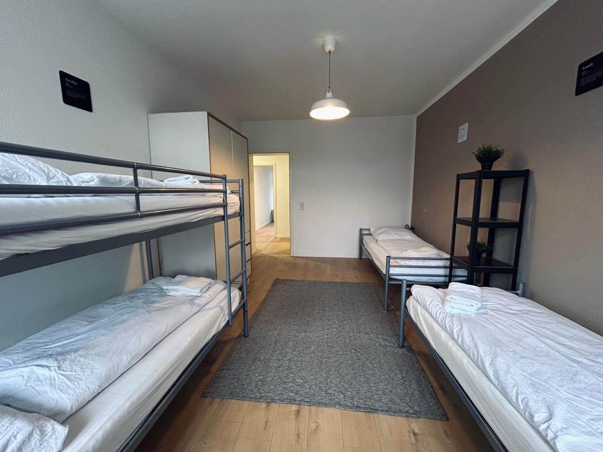 2 Schlafzimmer-Balkon-Kueche-Parkplatz-Designerbad Leipzig Exterior foto