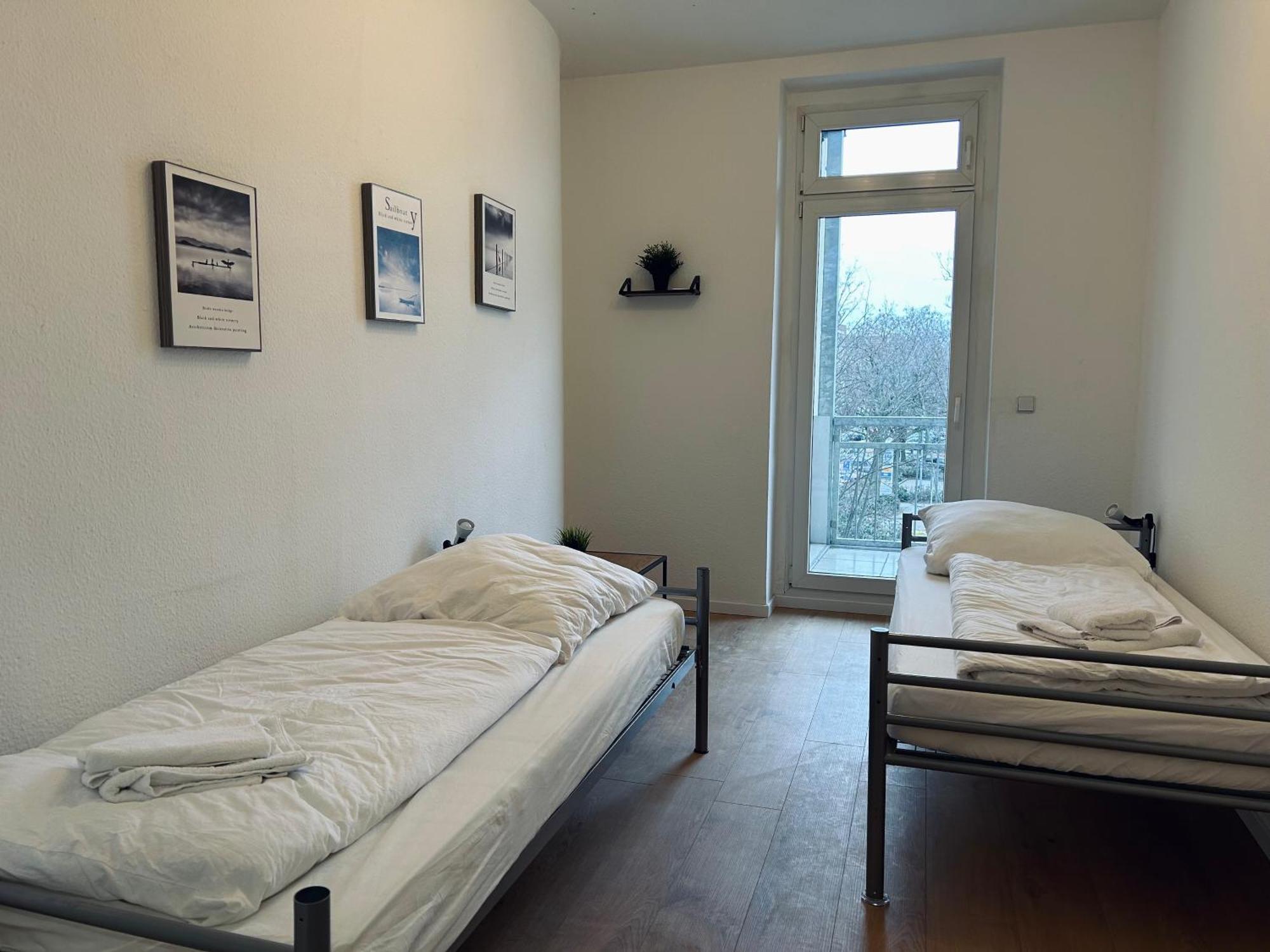 2 Schlafzimmer-Balkon-Kueche-Parkplatz-Designerbad Leipzig Exterior foto